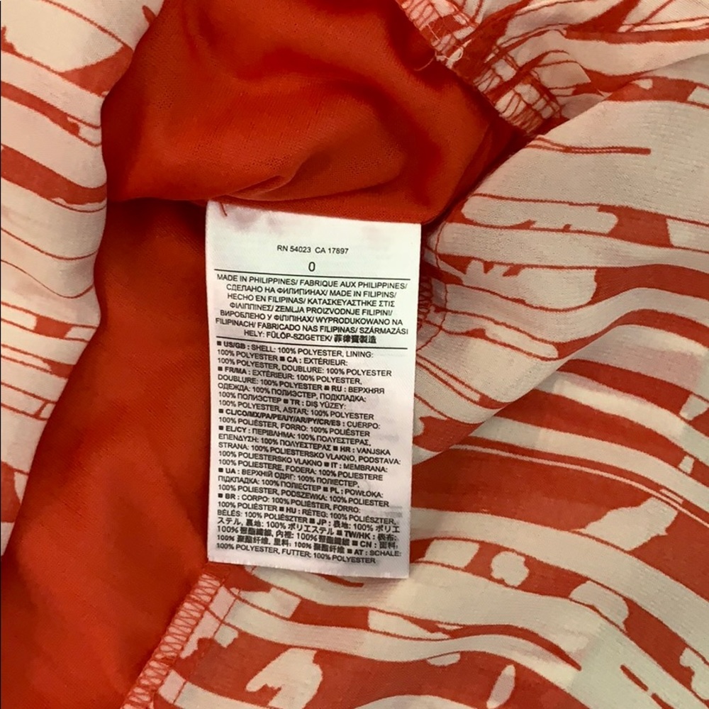 Banana Republic Sleeveless Tiered Blouse - Picture 5 of 5